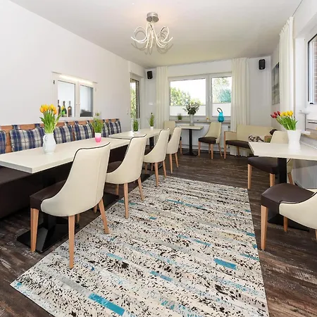 Appartamento Mit Balkon In *