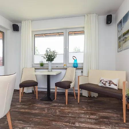 Mit Balkon In Appartamento *