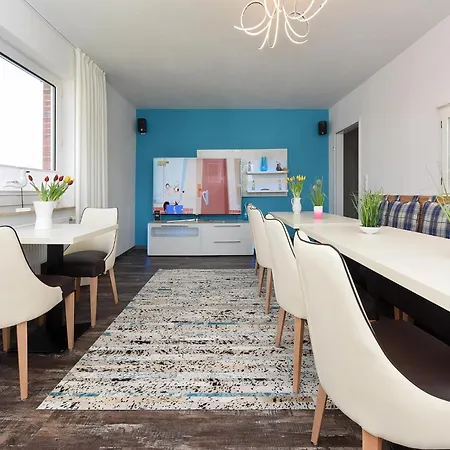 Appartamento Mit Balkon In *