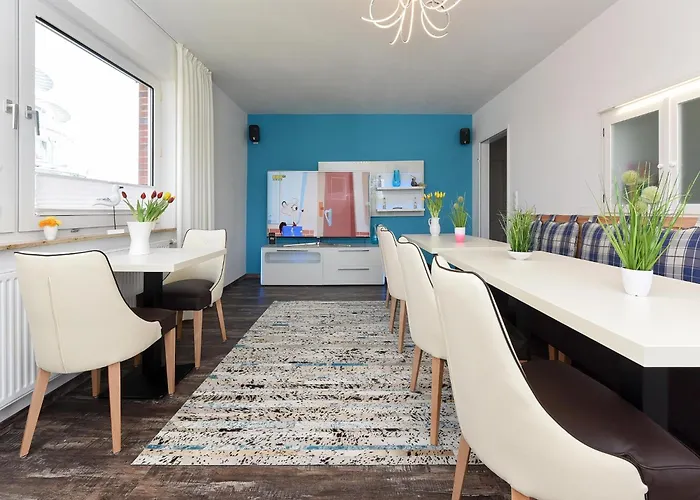 Appartement Mit Balkon In *